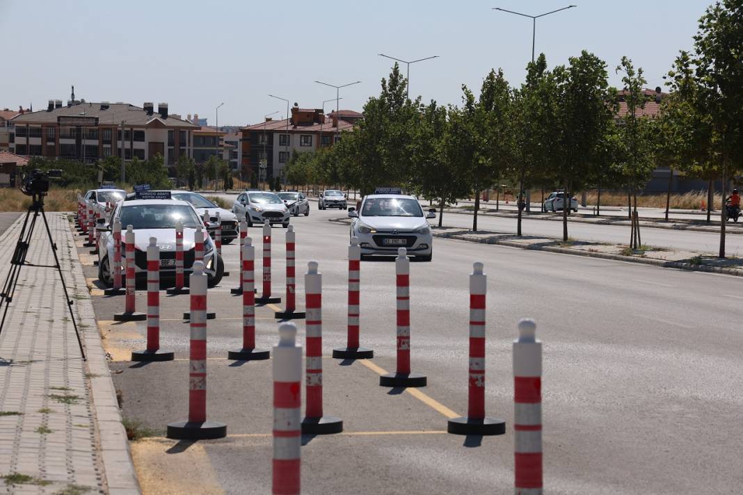 Konya'da uzman isim duyurdu! Ehliyet sınavlarında bir dönem bitiyor 1